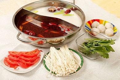 该换显示器了？国外玩家分享IPS和OLED显示器游戏场景对比